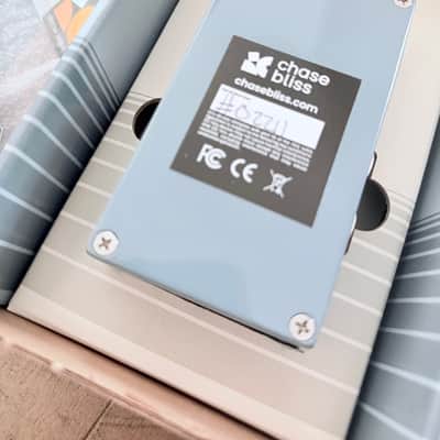 Chase Bliss Audio Generation Loss MKII 2022 - Present - Light Blue / White image 2
