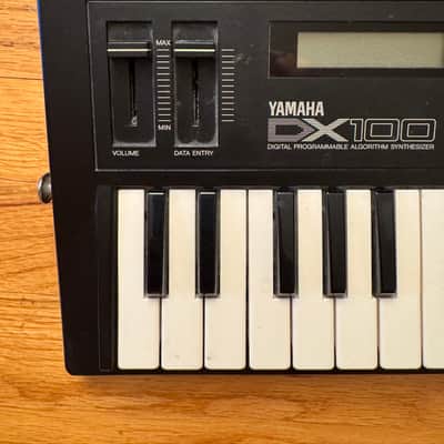 Yamaha DX100 Programmable Algorithm Synthesizer 1985 - Black image 7