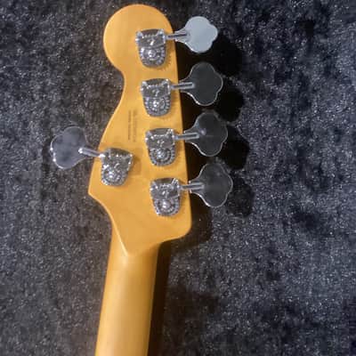 Fender American Ultra Jazz Bass image 7