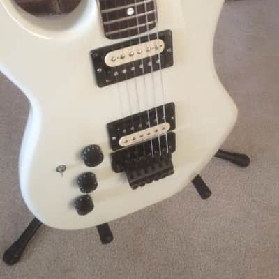 Left handed Kramer Pacer deluxe 1983 Aged White image 4