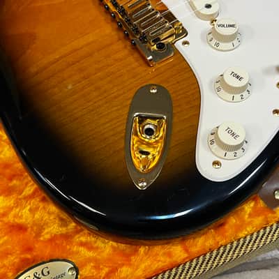 2005 Fender 50th Anniversary American Deluxe Stratocaster Sunburst image 5