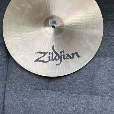 Zildjian 16" A Series Fast Crash Cymbal image 2