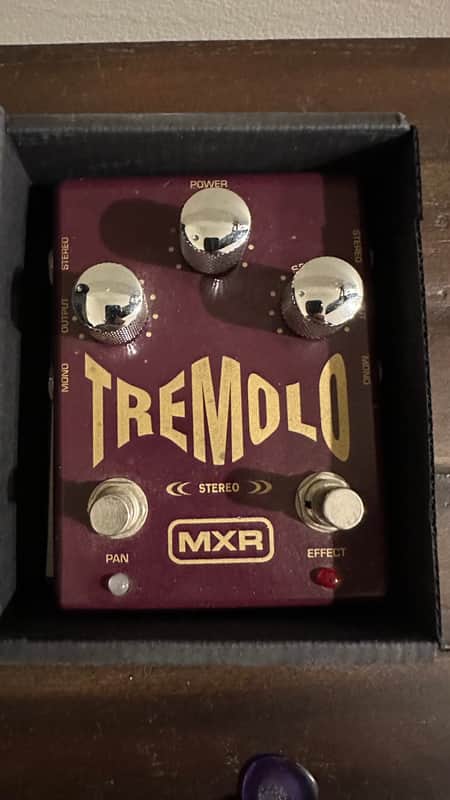 MXR M159 Stereo Tremolo | Reverb