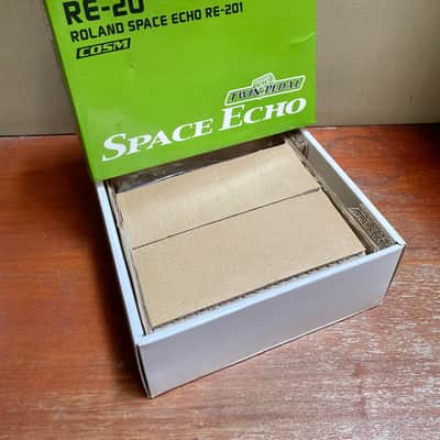 Boss RE-20 Space Echo image 3