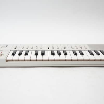YAMAHA CS01 WHITE Rare Color Mobile Analog Synthesizer CS-01 w/ 100-240V PSU EXCELLENT image 5