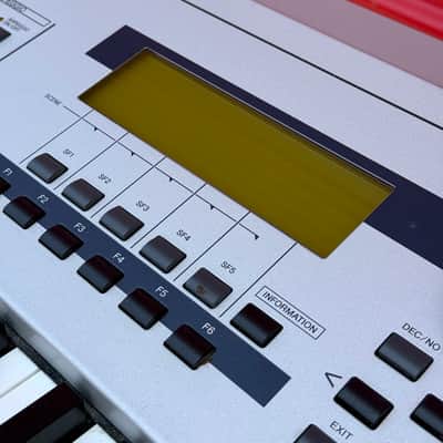 Yamaha MO8 88-Key Workstation Synthesizer Keyboard w/ Power Supply - Tested image 7