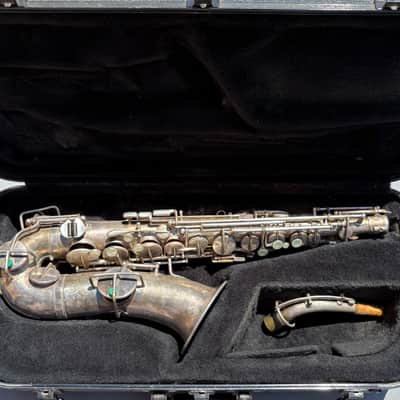 Buescher True Tone Alto Saxophone, Vintage Low Pitch, Silver Finish image 9