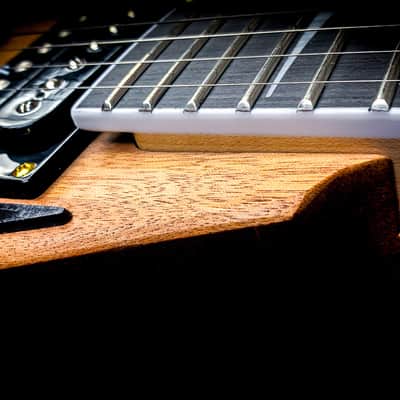 Jackson Randy Rhoads / Rhodes / Roads - Flying V 2026 - Natural Kona Wood Style image 23