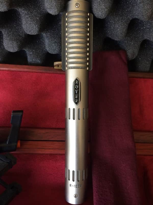 Royer R-122V Vacuum Tube Ribbon Microphone image 1