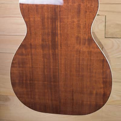 Huss and Dalton Traditional OM (TOM-M Custom) 2026 - Gloss natural image 8
