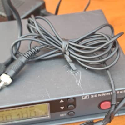 Sennheiser Diversity Reciver EM100-EW100+Hedmic me3 image 12