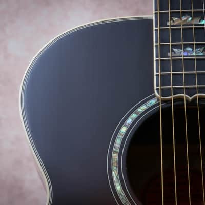 GIBSON USA Custom Shop J-200m Ultimate Quilt "Three Tone + Ebony" (2007) image 6