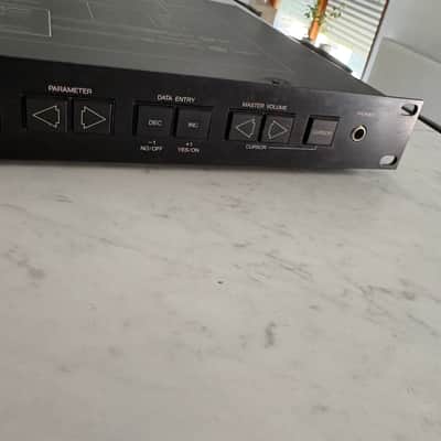 Yamaha TX81Z Rackmount FM Tone Generator 1987 - 1988 - Black image 4