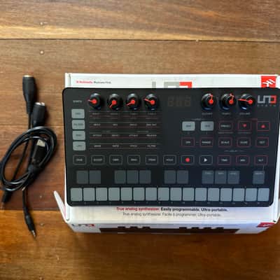 Immagine IK Multimedia UNO Analog Synth 2018 - Present - Black - 2
