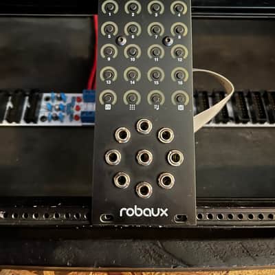 Robaux LL8 8-Track Trigger Sequencer - FREE SHIPPING image 2