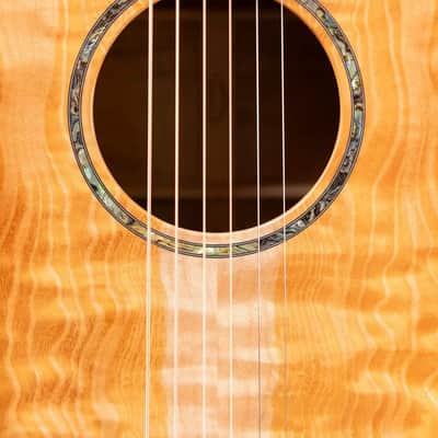 Martin Custom Shop Style 45 000-14F Acoustic Guitar - Master Grade Quilted Maple with Hardshell Case image 12