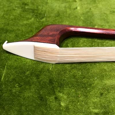 New/Old Stock Jon Paul 'Fusion Silver' Carbon Fiber/Pernambuco German-style 3/4 Bass Bow JP705 image 6