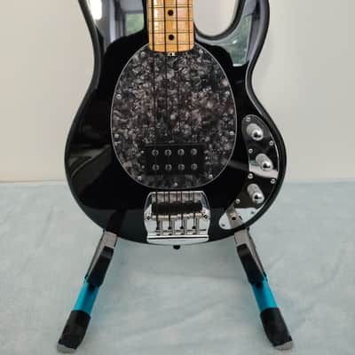 Ernie Ball Music Man Classic Stingray 4 2011 - Gloss Piano Black image 2
