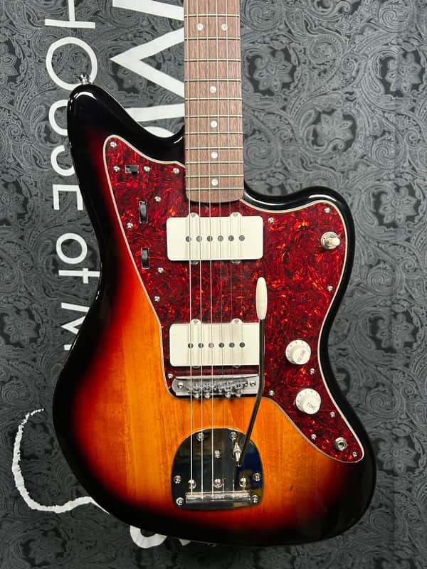Squier Classic Vibe '60s Jazzmaster Electric Guitar- 3 Tone Sunburst w/Hardshell Case (Pre-Owned) image 1