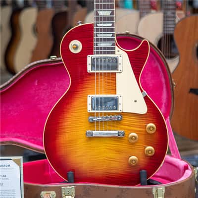 GIBSON 1959 Les Paul Standard Reissue Ultra Light Aged Factory Burst image 1