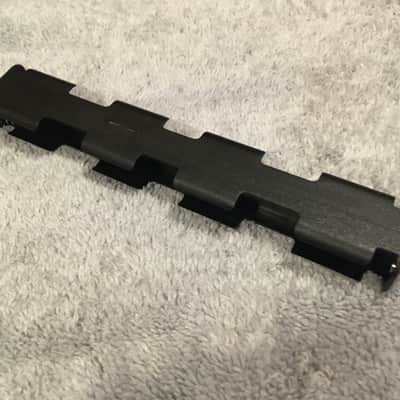 Korg RK-100s battery holder 6xAA keytar midi
