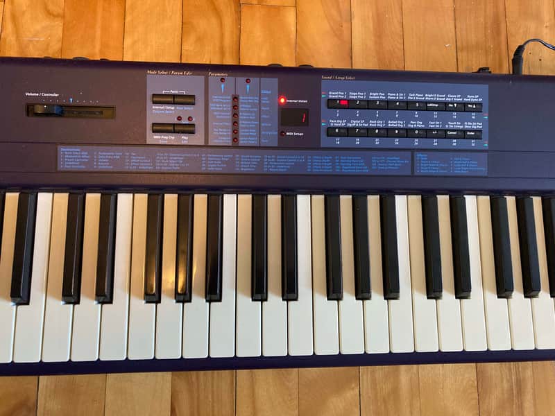 Kurzweil SP88 88-Key Digital Stage Piano image 1
