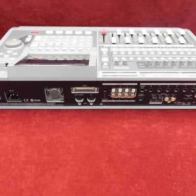 Roland VS-1680 Digital Studio 16 Track Workstation image 2