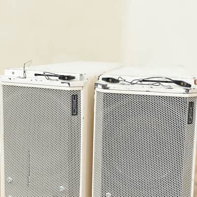 QSC WideLine-10 Dual 10-Inch Wide Line Array Speaker Pair (church owned) CG00WS6 image 2