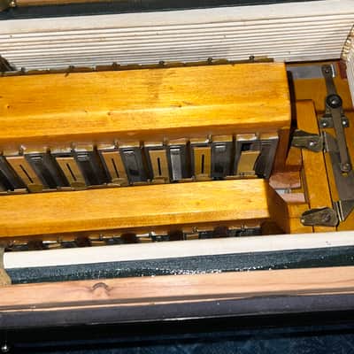 Scandalli 285/18 Accordion 120 Bass Made in Italy image 19