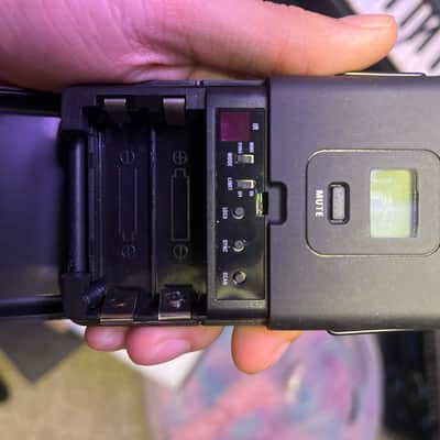 Peavey 3010690 Wireless In-Ear Monitor System 2010s - Black image 11