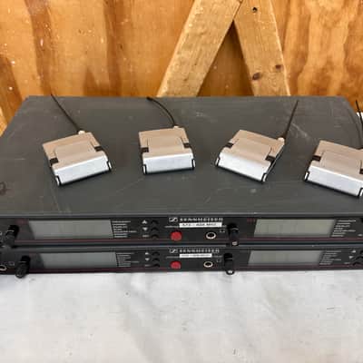 Sennheiser EM3532 572-608 MHz w/2 SK5012 Bodypacks - Two Available image 2