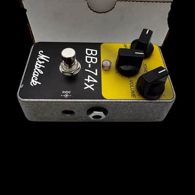 Mr. Black BB-74x Distortion 2010s - Black/Gold X4622 image 3