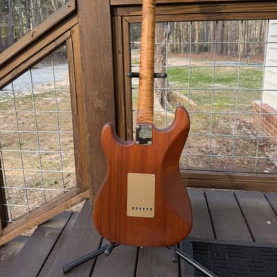 Fender Stratocaster Masterbuilt 2023 - Redwood image 2
