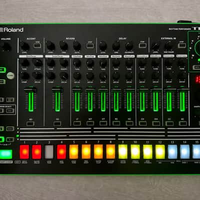 Roland AIRA TR-8 Rhythm Performer with 7x7 Expansion image 2