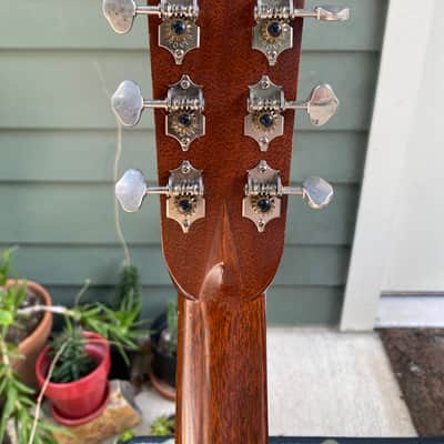 2001 Santa Cruz OM Pre-War Sunburst image 10