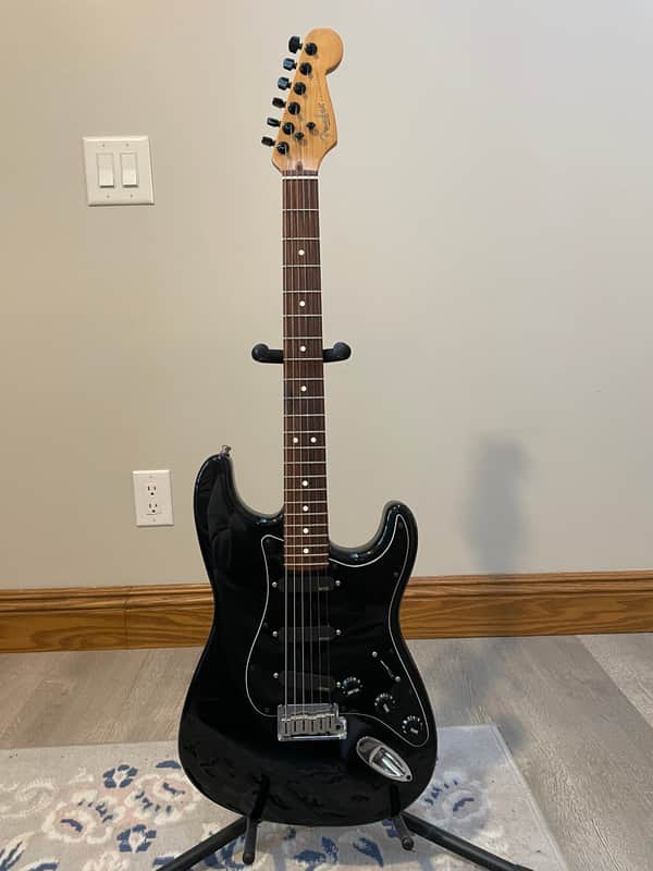 Fender American Standard Stratocaster with Rosewood Fretboard 1996 - 1997 - Black image 1