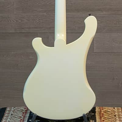 Rickenbacker 4003 4 String Bass White/Black Binding 1990 image 4