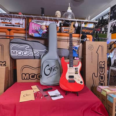 Mooer GTRS P800 Intelligent Guitar 2025 FIESTA RED image 3