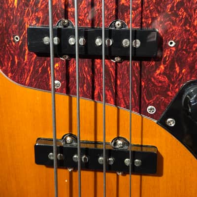 MIM Fender Jazz Bass Sunburst Body W/All Parts Neck image 6