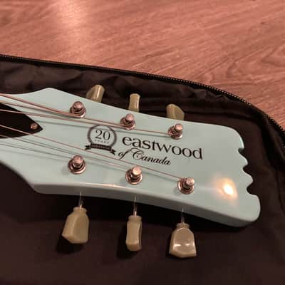 Eastwood Sidejack Baritone 20th Anniversary LTD 2023 - Sonic Blue image 3