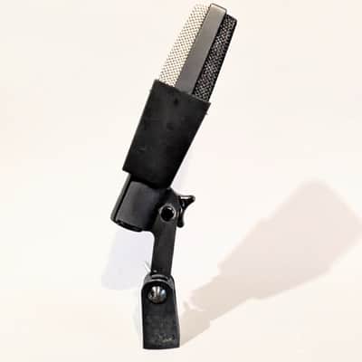 AKG C414 B ULS Large Diaphragm Multipattern Condenser Microphone 1990s - Black image 11