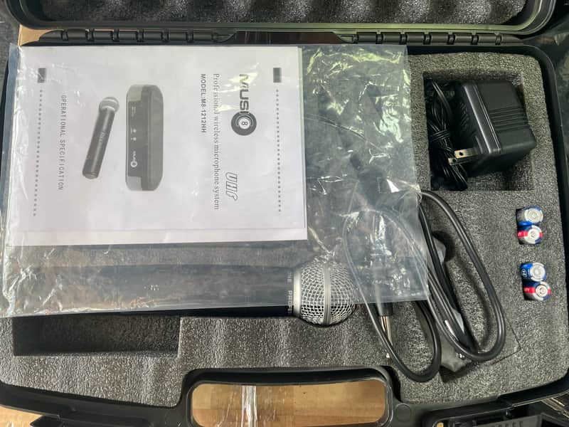 Music 8 M8-1212HS UHF Wireless Microphone Headset USED LIKE NEW image 1