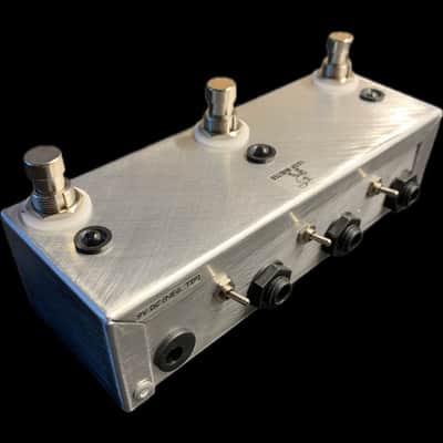 Loop-Master Pedals 3 Way Channel Selector w/Polarity IN STOCK USA MADE! image 2
