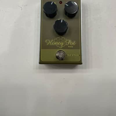 TC Electronic Honey Pot Fuzz Honeypot True Bypass Guitar Effect Pedal image 1
