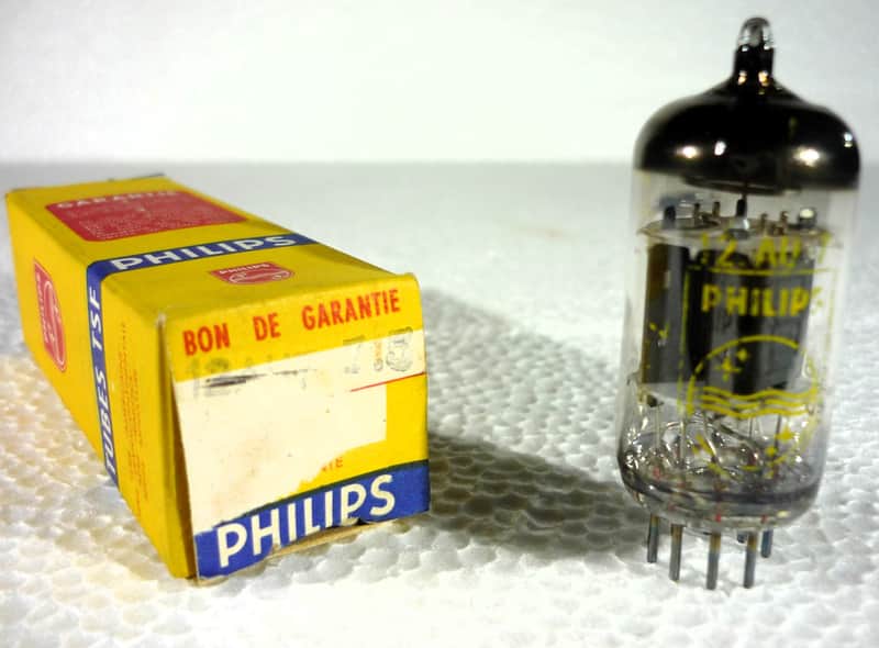 Vintage 12AU7 / ECC82 made in Holland 1968, Strong testing, NOS, NIB. image 1