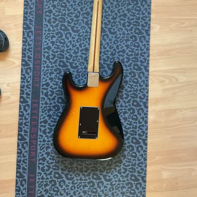 Fender Stratocaster 1994 - Sunburst image 2