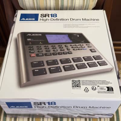 ALESIS SR-18 - IN LIKE NEW CONDITION! image 7