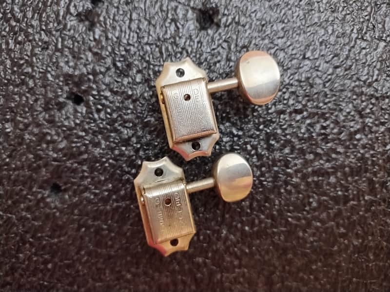 Vintage 1960's Gibson Kluson Double Line Guitar Tuner - 3/Side - Bass Side - One Tuner image 1