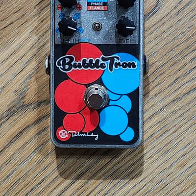 Keeley Bubbletron Flanger / Phaser 2016 - Present - Silver / Blue / Red image 1