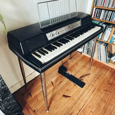 Wurlitzer 200A image 10